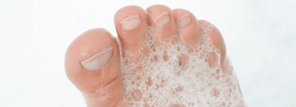 🦶¿cómo evitar un pie diabético? 🔍 prevenir mejor que lamentar! 👀 - -