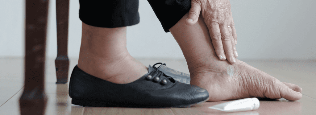 🦶¿cómo evitar un pie diabético? 🔍 prevenir mejor que lamentar! 👀 - -